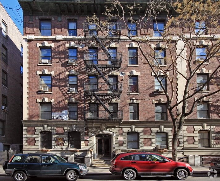 000000 Juez ordena arresto propietario edificios Alto Manhattan por no repararlos. Foto mapa google