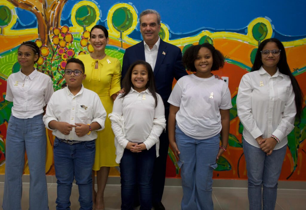 Abinader Arbaje niños