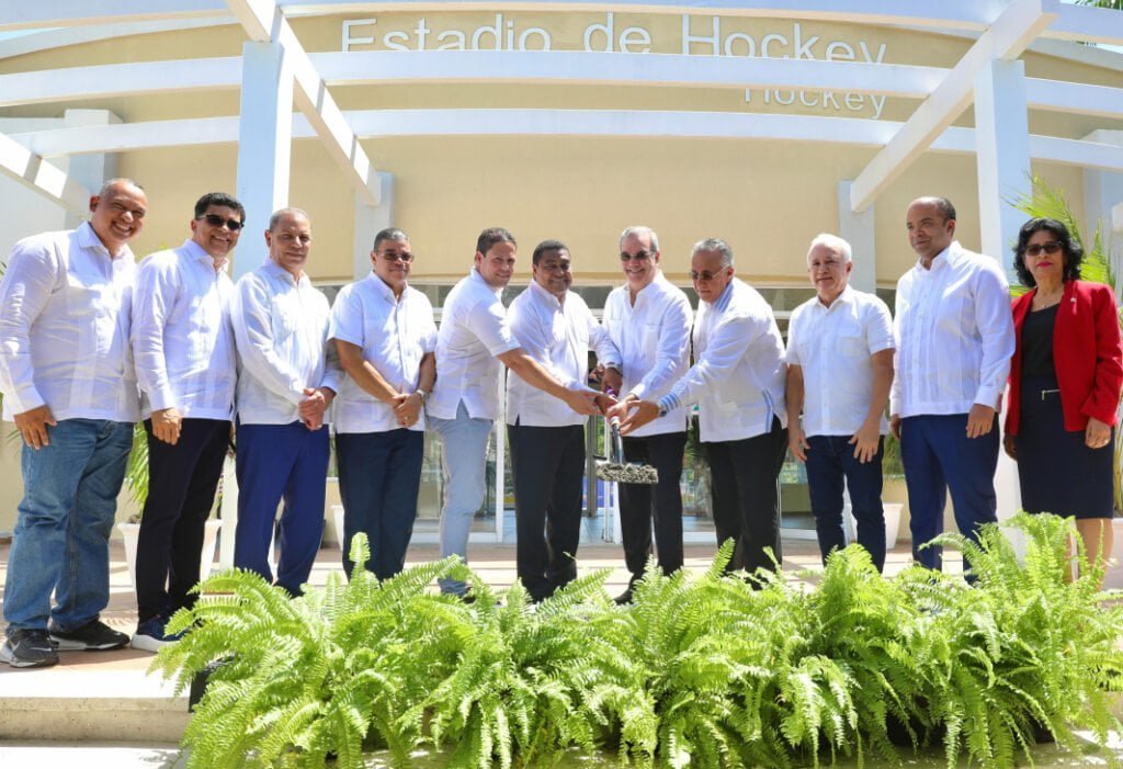 Abinader palazo estadio hockey