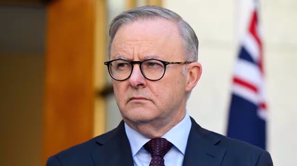 Albanese serio