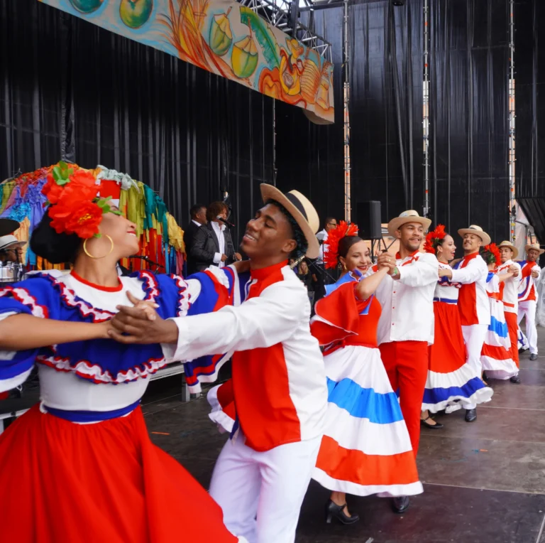 BALLET-DOMINICANO-EN-EUROPA