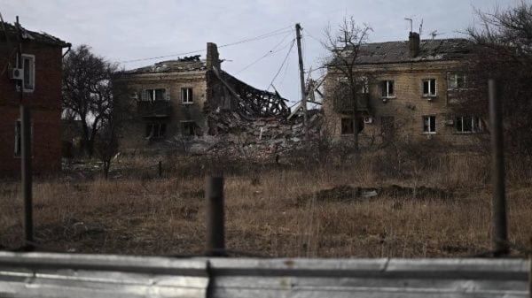 Casa destruida Donbas