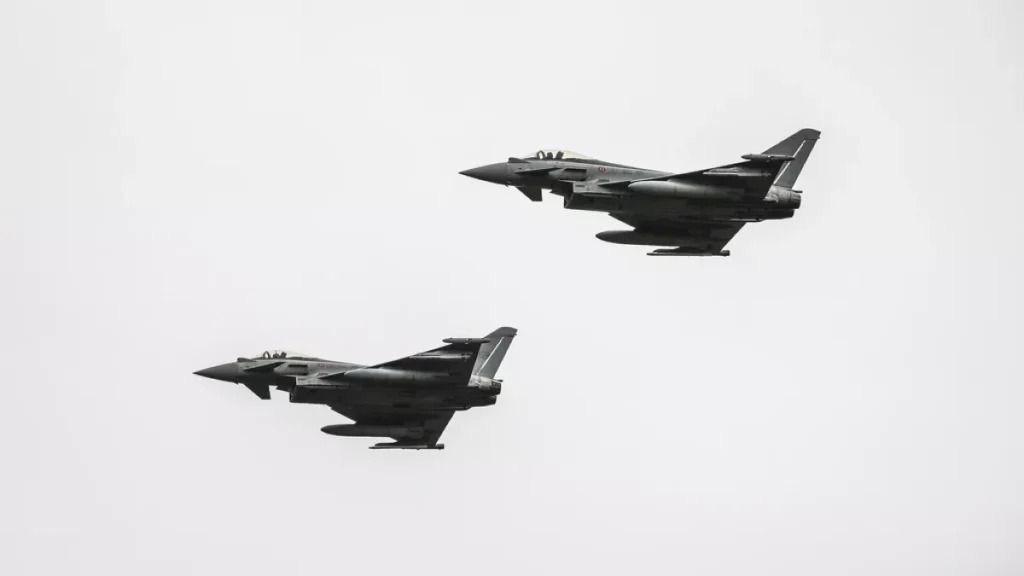 Eurofighters volando