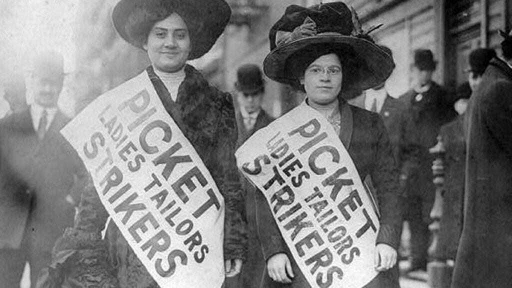 Mujeres picket