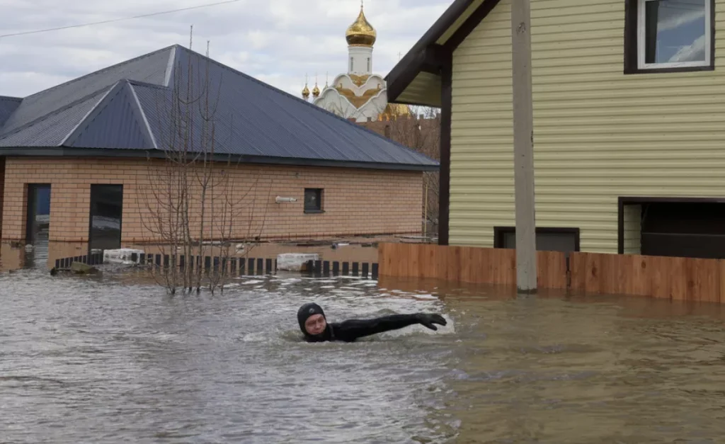 Neoprenero inundacion