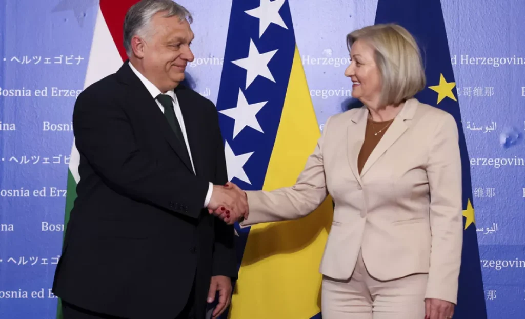 Orban da mano a Bosnia
