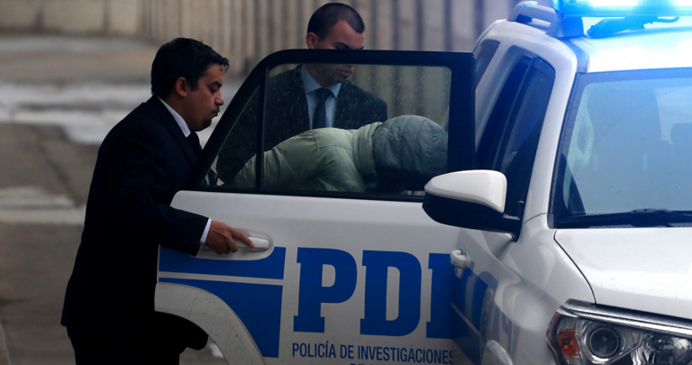 PDI detenido capucha