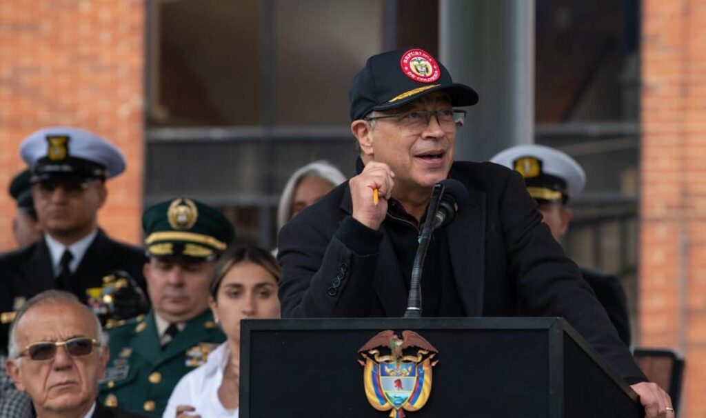 Petro puño