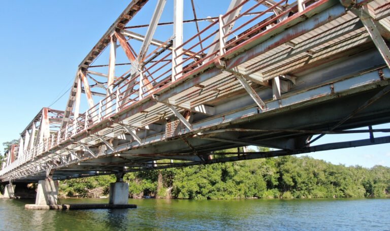 Puente Metalico Rio Soco