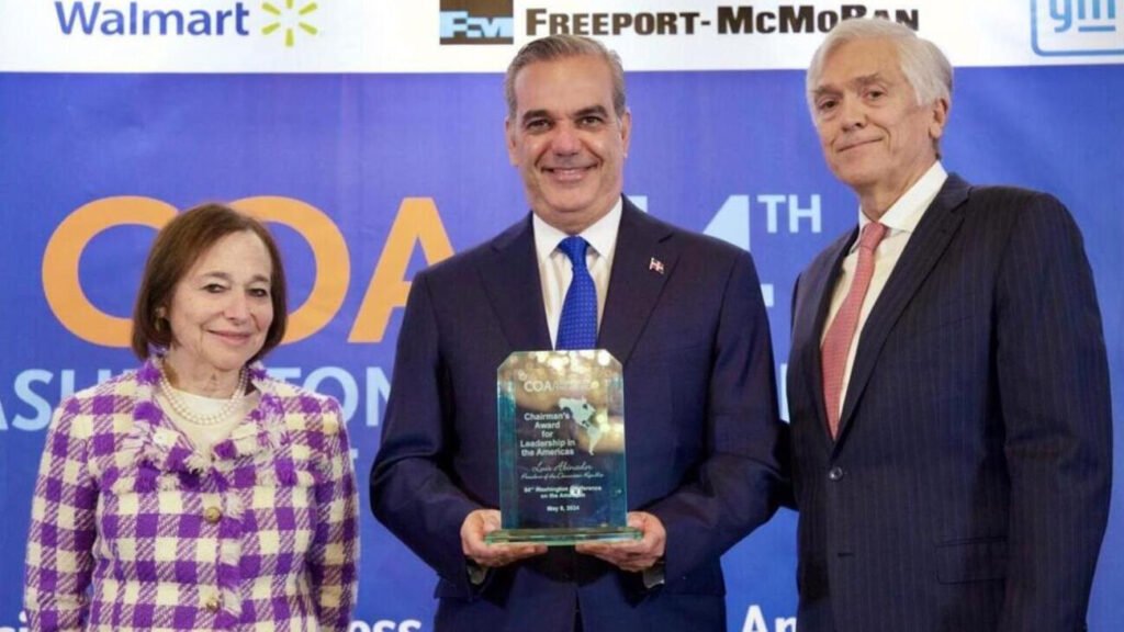Abinader premio CALA