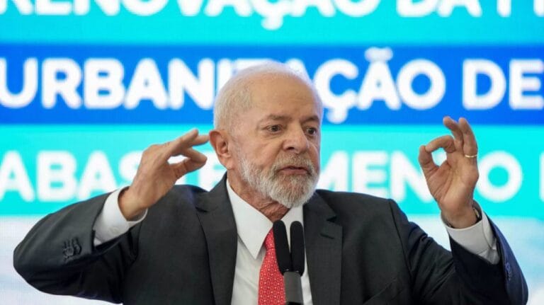 Lula puntualiza