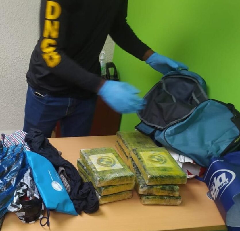 Paquetes cocaina español AIPC