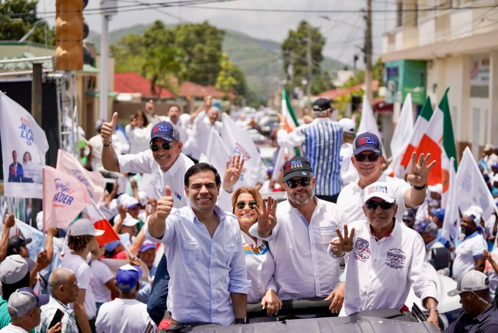 Roberto marcha caravana Ocoa