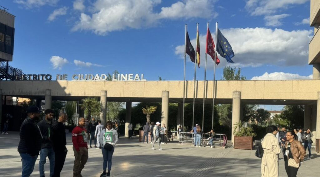 Votantes en Ciudad Lineal