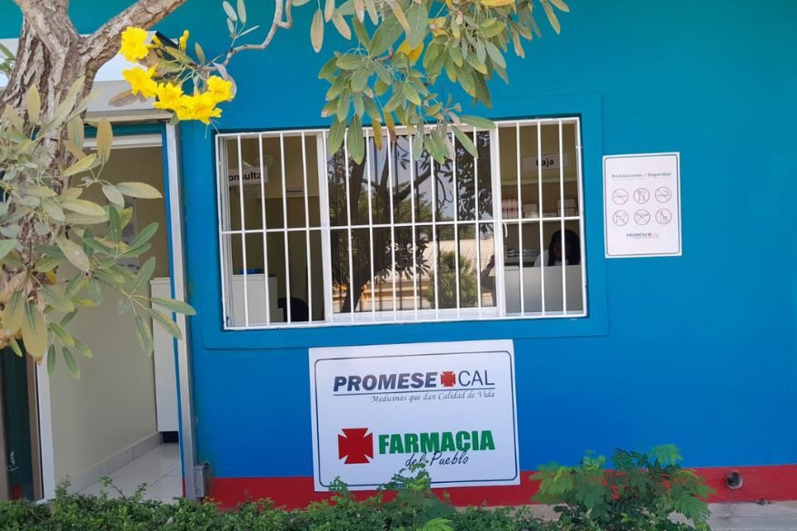 farmacia-pueblo