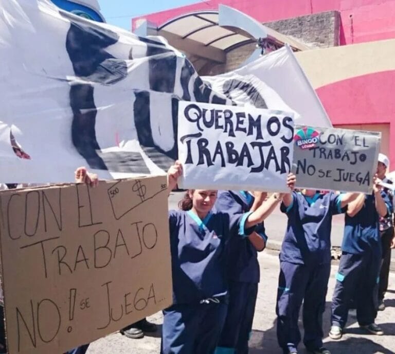 Cartel queremos trabajar