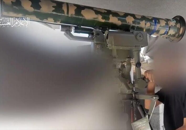 Lanza misil camuflado