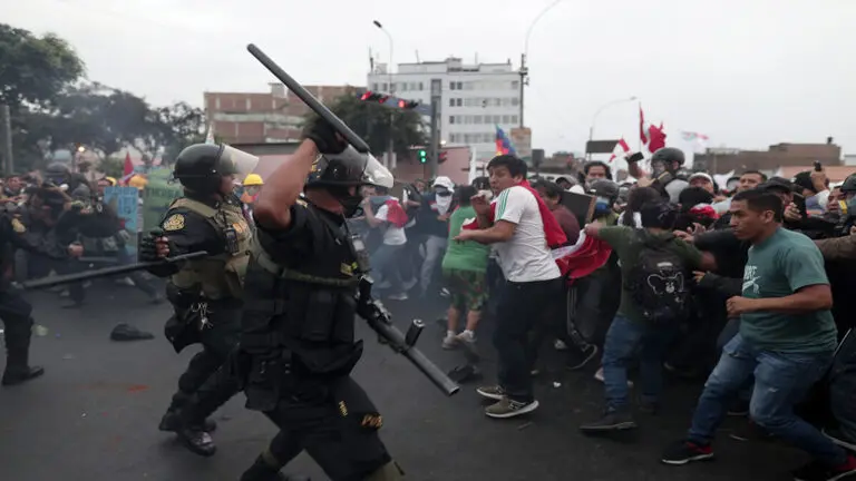 Peru-Manifestaciones