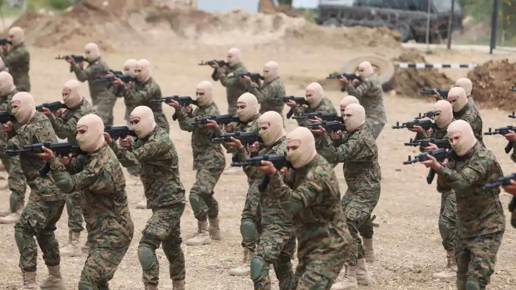 Hezbola milicias apuntan