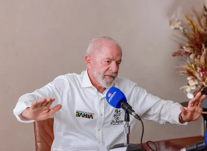 Lula entrevista radio