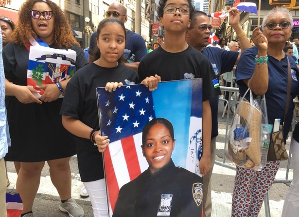 Recuerdan policía dominicana asesinada en El Bronx