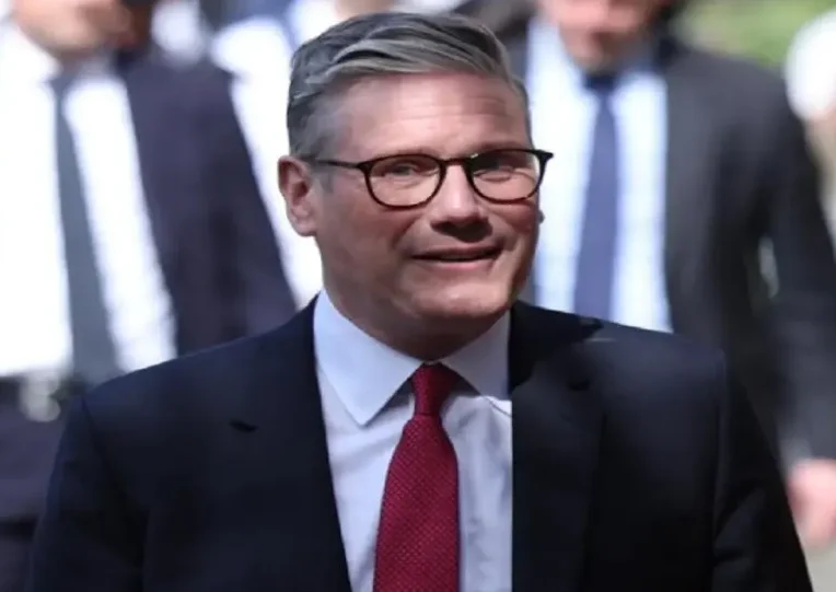 primer ministro Reino Unido Starmer