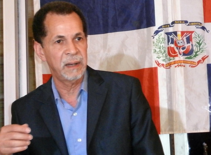00000000000 Afirma Abinader llegó a NY con las manos vacías para la diáspora