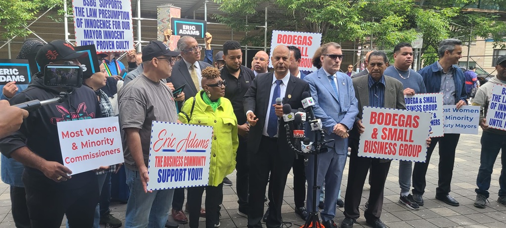 00000000000 Asociación Bodegas y Pequeñas Empresas NYC apoyan alcalde Eric Adams
