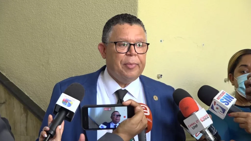fernando perez volquez