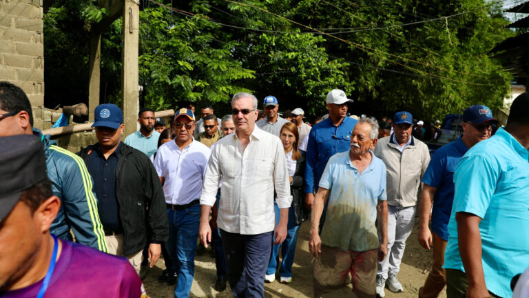 presidente abinader visita zonas afectadas puerto plata