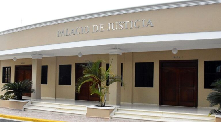 palacio justicia salcedo