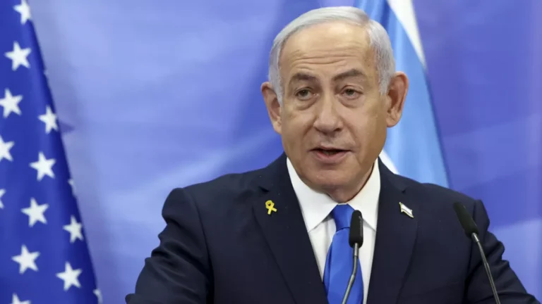 netanyahu con la boca torcida