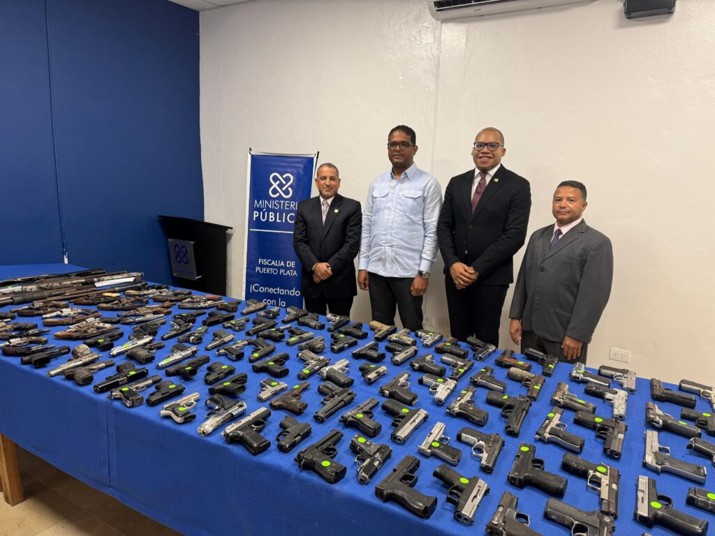 fiscalia de puerto plata e interior y policia