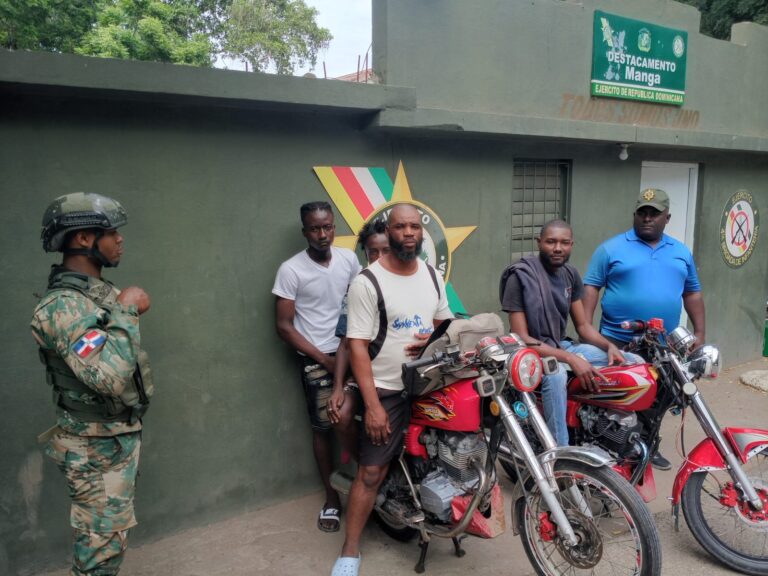 motocicletas de haitianos