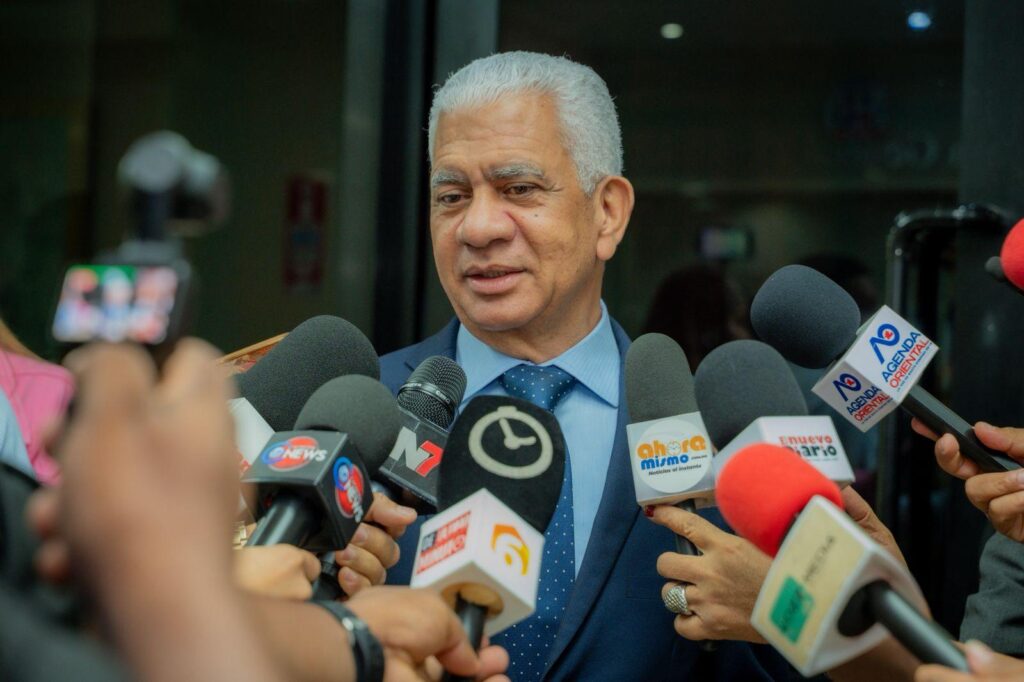 presidente del senado santos