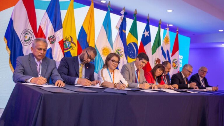 aduanas y el salvador