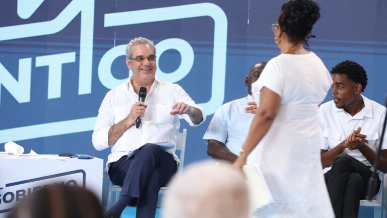 elgobierno contigo en guerra