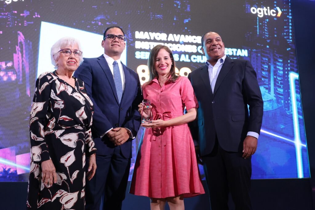 la-dga-impulsa-modernizacion-del-estado-con-liderazgo-en-innovacion-digital