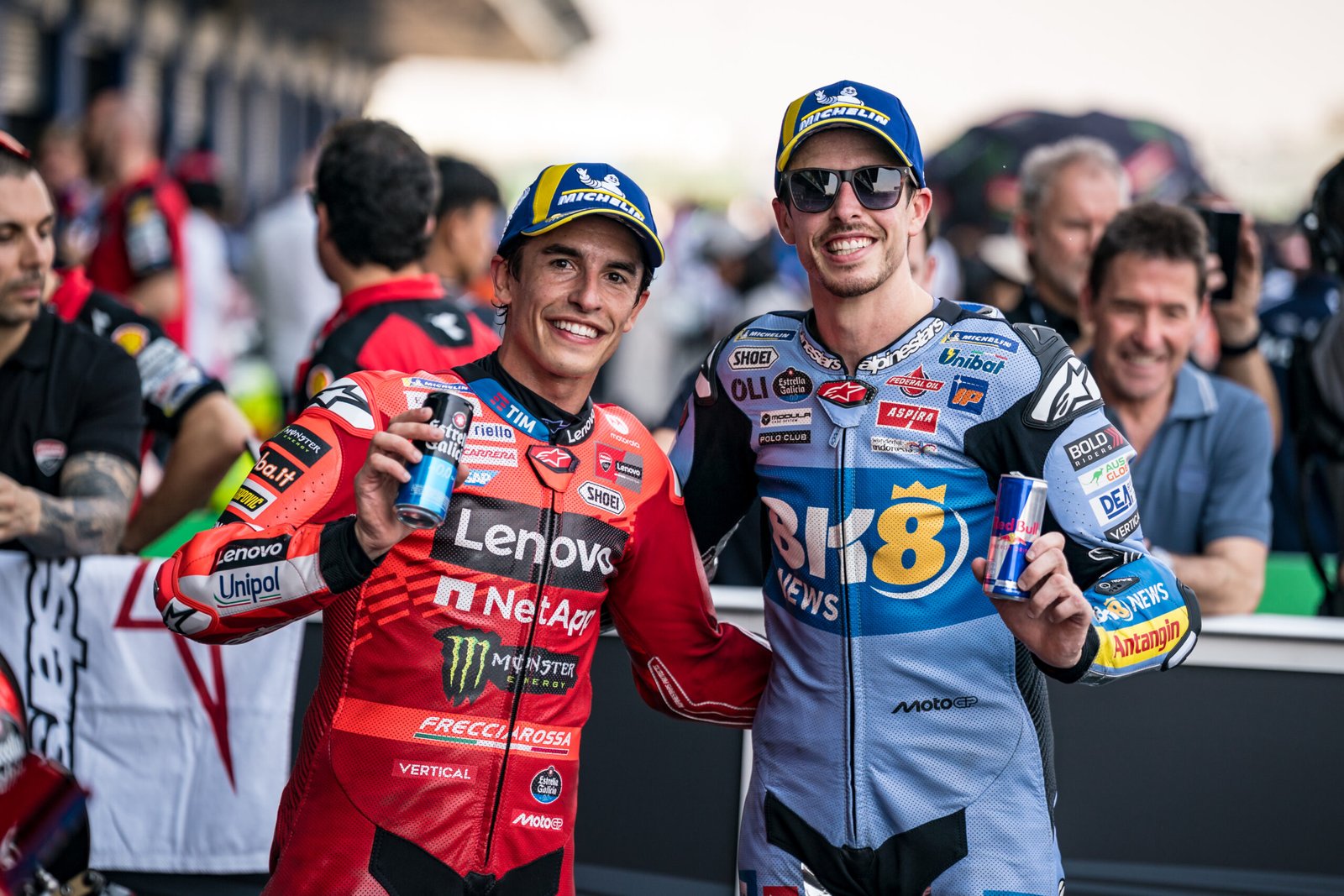 marc-y-alex-marquez-se-alian-en-una-remontada-en-el-sprint-del-gp-de-paises-bajos-que-marca-aun-mas-distancias-en-el-mundial