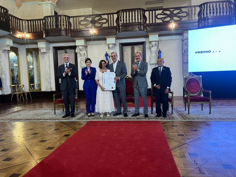 premio la excelencia