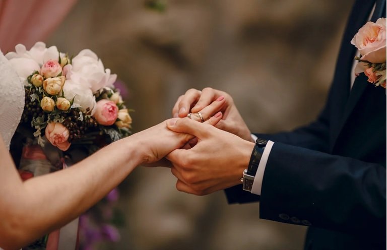Podrán deportar en cualquier momento EUA ilegales hayan contraido matrimonio
