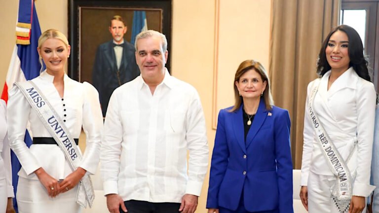 abinader recibe miss