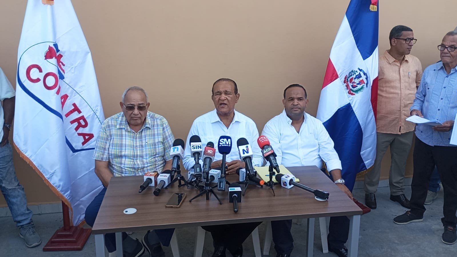 conatra saluda