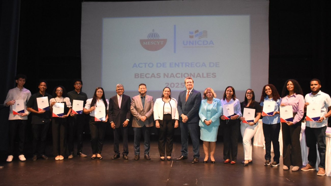 dominico y ucateba
