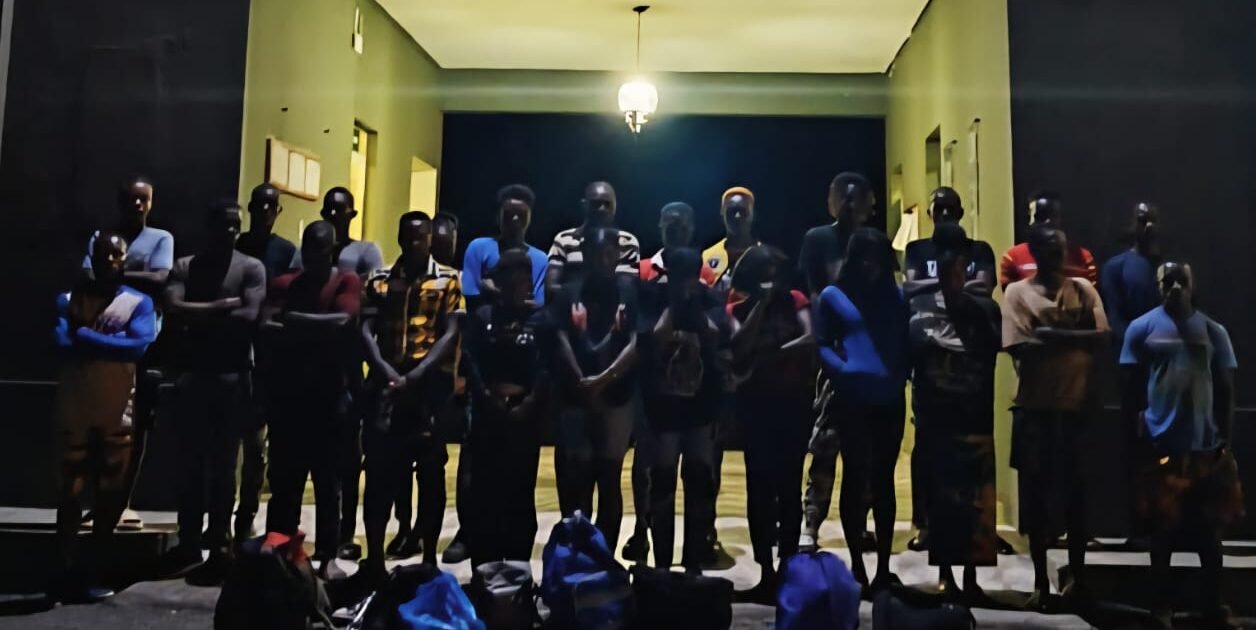 ejercito detiene 39 haitianos en valverde