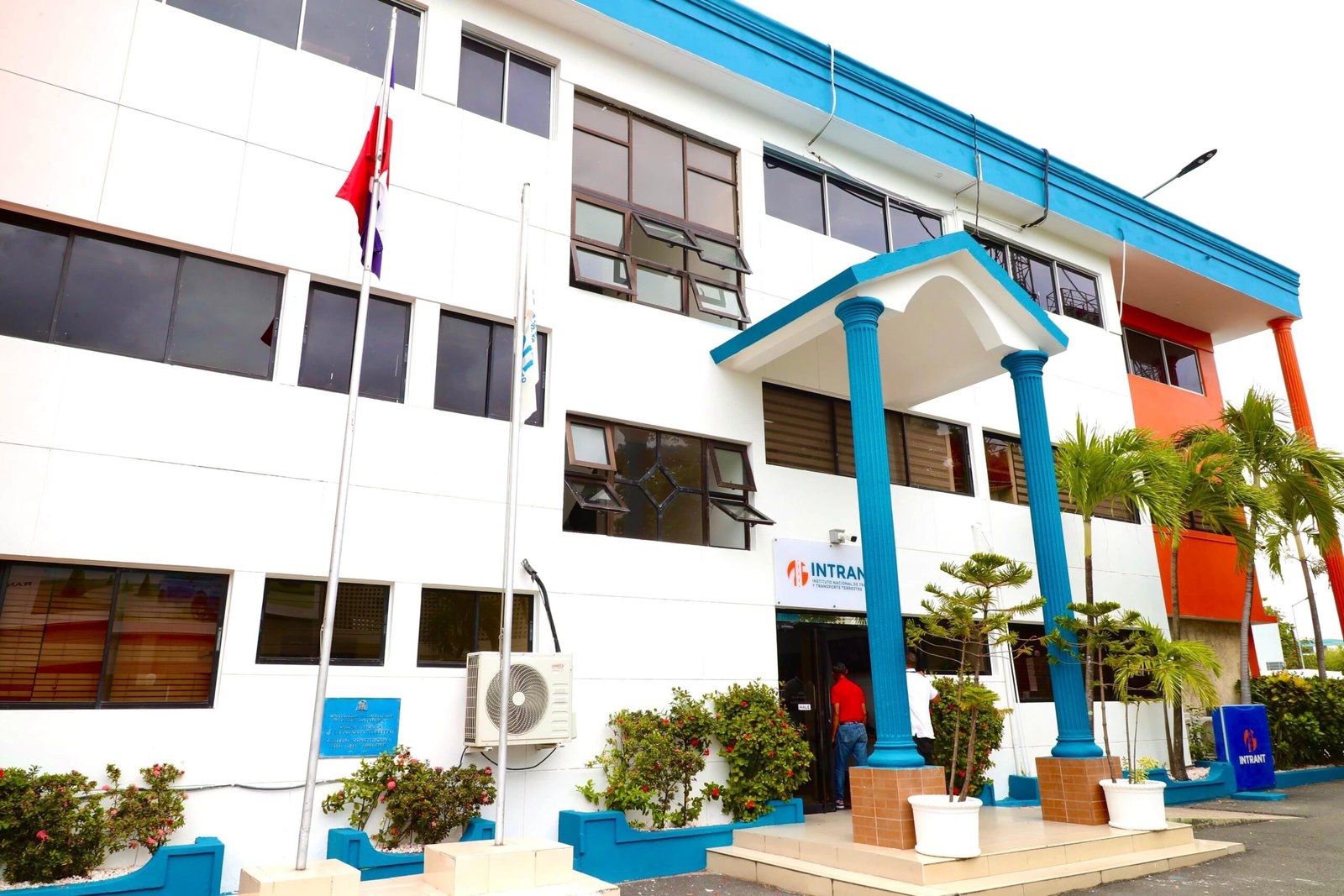 intrant nueva fachda