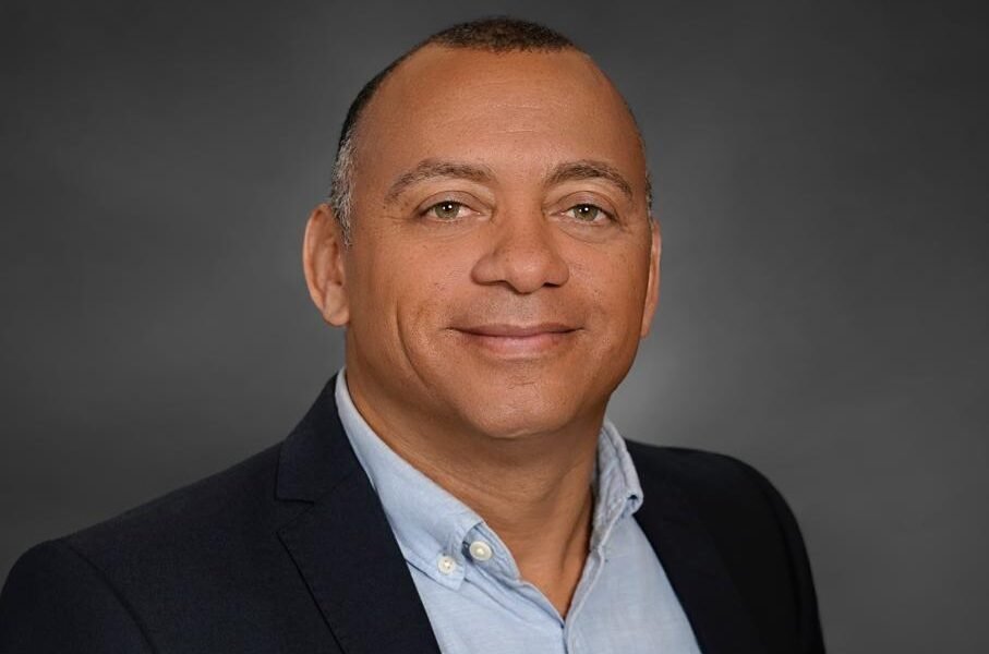 iskander santana
