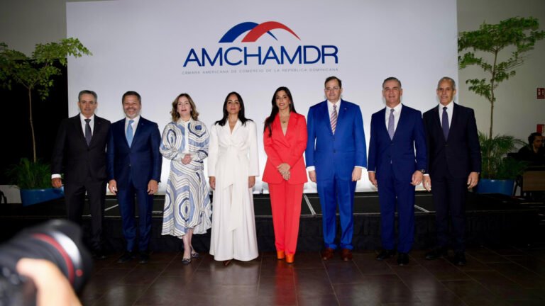 ministra raful llama sector