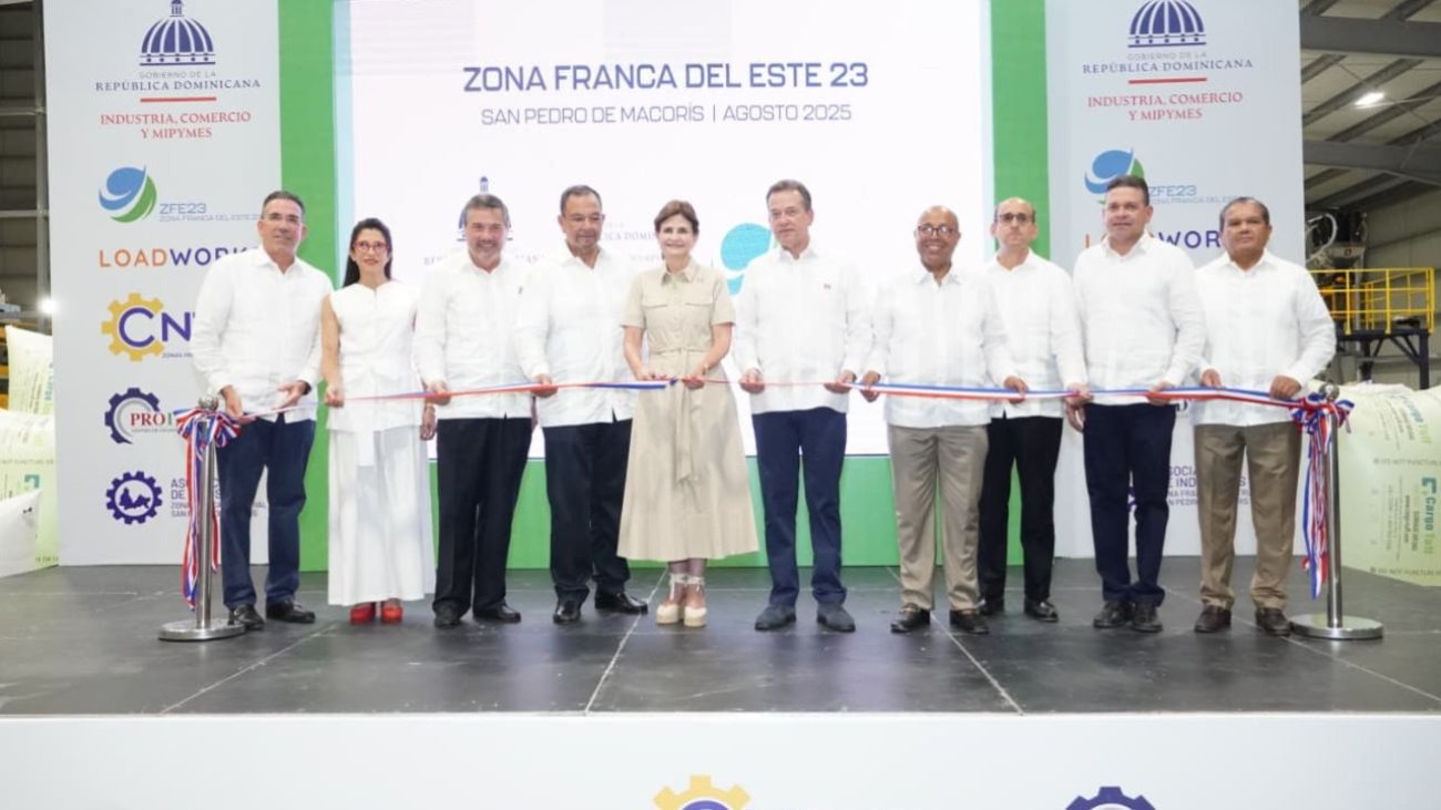 peña encabeza reunion zona franca