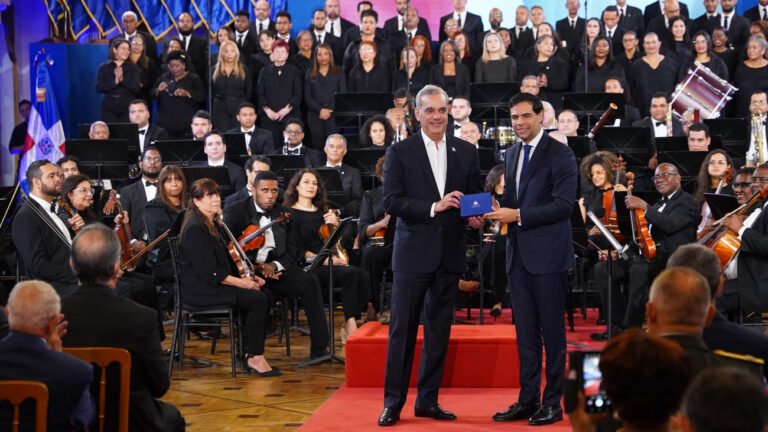 regrabación himno nacional